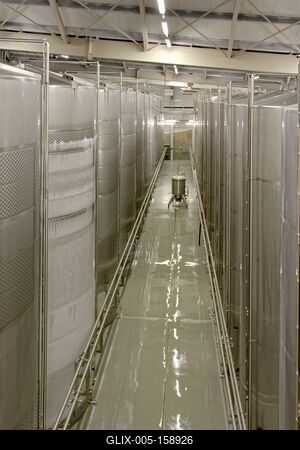 Grand Tokaj érlelőtartályok-stock-foto