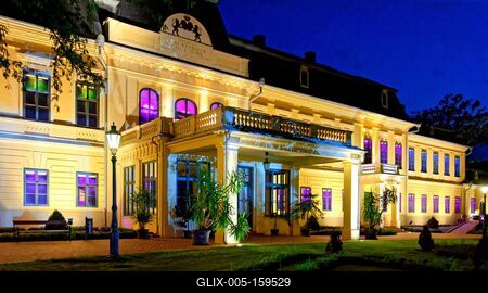 Harruckern-Wenckheim-Almásy-kastély, Gyula-stock-foto