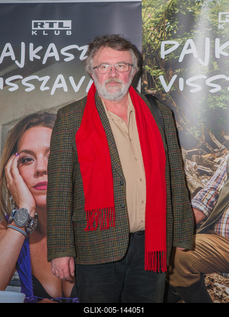 ,,A mi kis falunk" 2. évad premier vetítése-stock-foto