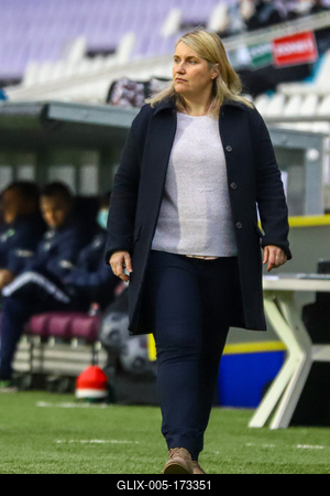 Chelsea FC v VfL Wolfsburg - UEFA Women's Champions League Quarter Final: Leg One-stock-foto