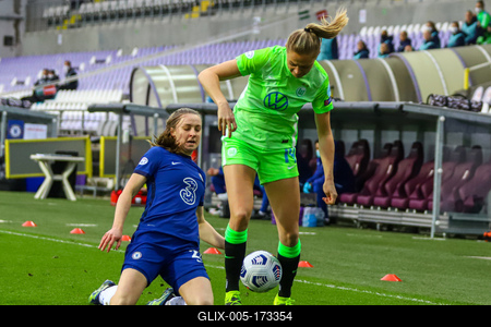 Chelsea FC v VfL Wolfsburg - UEFA Women's Champions League Quarter Final: Leg One-stock-foto