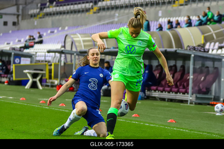 Chelsea FC v VfL Wolfsburg - UEFA Women's Champions League Quarter Final: Leg One-stock-foto