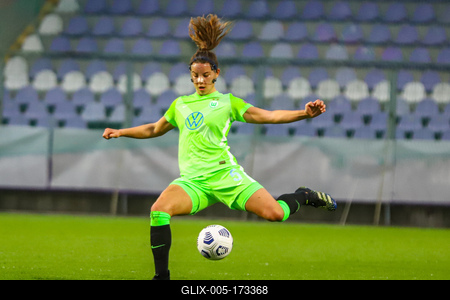 Chelsea FC v VfL Wolfsburg - UEFA Women's Champions League Quarter Final: Leg One-stock-foto