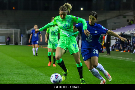 Chelsea FC v VfL Wolfsburg - UEFA Women's Champions League Quarter Final: Leg One-stock-foto