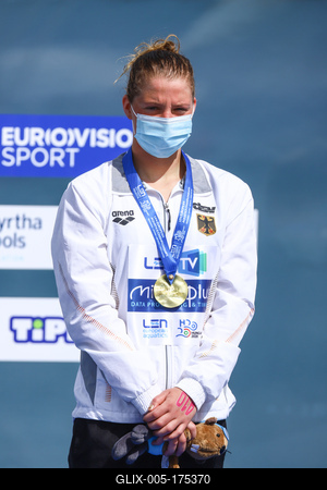 LEN European Aquatics Championships - SWIM-OPEN WATER 25KM - Woman-stock-foto