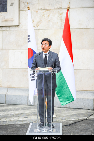 Danube shipwreck - The monument to the victims of the Mermaid was inaugurated-stock-foto