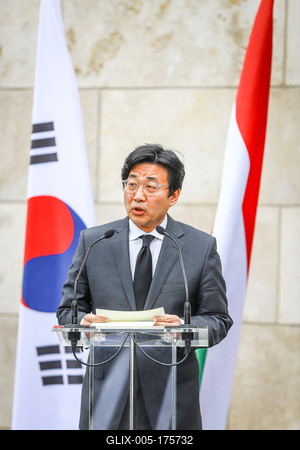 Danube shipwreck - The monument to the victims of the Mermaid was inaugurated-stock-foto