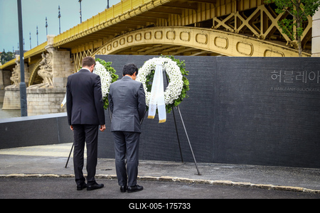 Danube shipwreck - The monument to the victims of the Mermaid was inaugurated-stock-foto