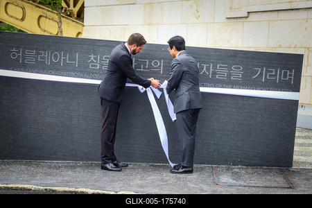 Danube shipwreck - The monument to the victims of the Mermaid was inaugurated-stock-foto