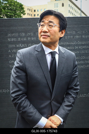 Danube shipwreck - The monument to the victims of the Mermaid was inaugurated-stock-foto