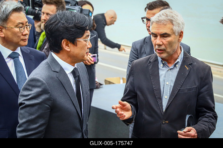 Danube shipwreck - The monument to the victims of the Mermaid was inaugurated-stock-foto