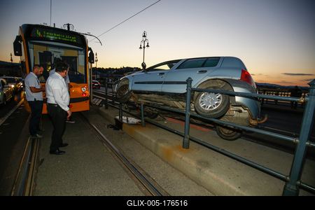 Baleset a Margit hídon-stock-foto