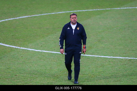 Football Conference League - FC Basel training before the match against Újpest FC-stock-foto