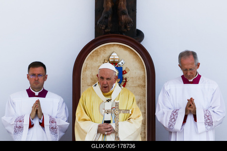POPE - FRANCIS - VISITS - BUDAPEST-stock-foto