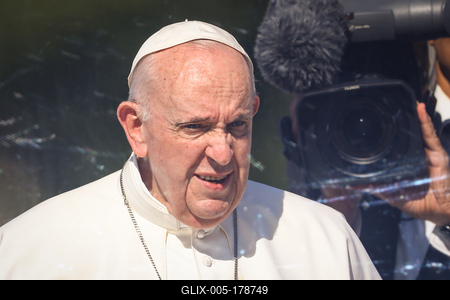 POPE - FRANCIS - VISITS - BUDAPEST-stock-foto