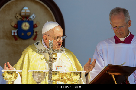 POPE - FRANCIS - VISITS - BUDAPEST-stock-foto