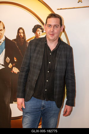 King’s Man: A kezdetek - Premier vetítése-stock-foto