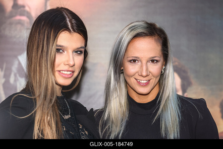 LEGENDÁS ÁLLATOK- DUMBLEDORE TITKAI- magyarországi gálapremier-stock-foto