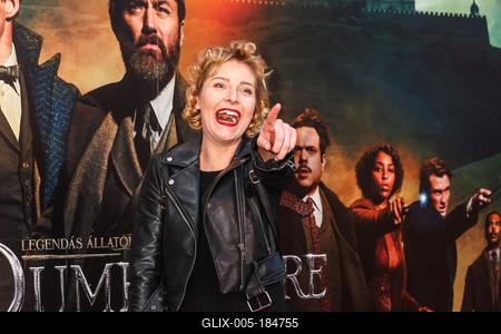 LEGENDÁS ÁLLATOK- DUMBLEDORE TITKAI- magyarországi gálapremier-stock-foto