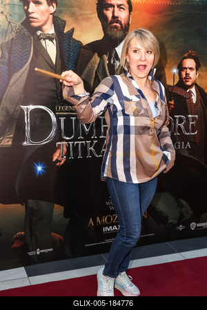 LEGENDÁS ÁLLATOK- DUMBLEDORE TITKAI- magyarországi gálapremier-stock-foto