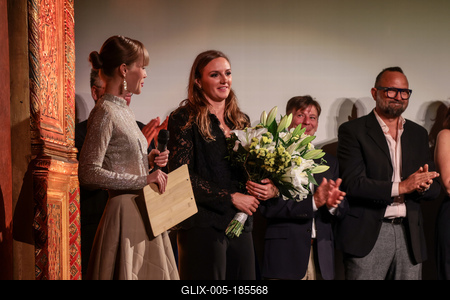 Katinka díszbemutató-stock-foto