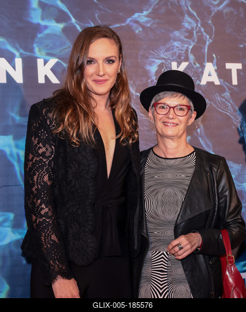 Katinka díszbemutató-stock-foto