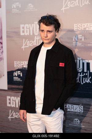 Együtt kezdtük - díszpremier.-stock-foto