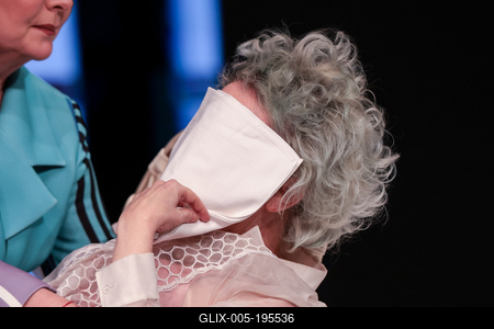 CSODÁLATOS VAGY, JÚLIA!-stock-foto