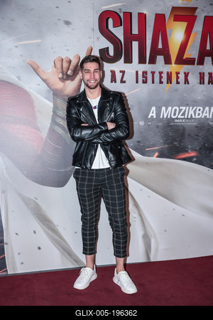 Shazam premier-stock-foto