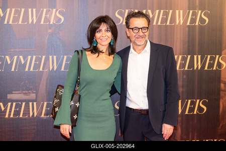 SEMMELWEIS - FILMPREMIER-stock-foto