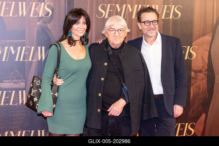 SEMMELWEIS - FILMPREMIER-stock-foto