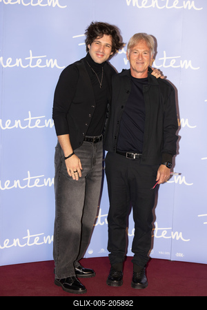 Futni mentem premier-stock-foto