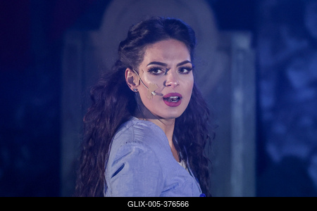 Ilyés Jenifer-stock-foto