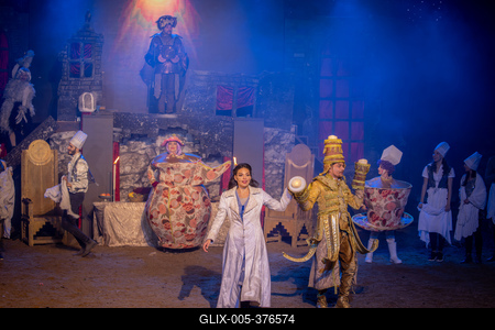 Ilyés Jenifer, Mohácsi Márk-stock-foto