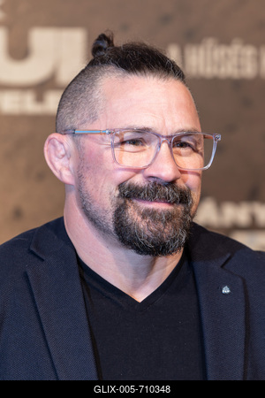 A Sárkányok Kabul felett - Díszpremier-stock-foto