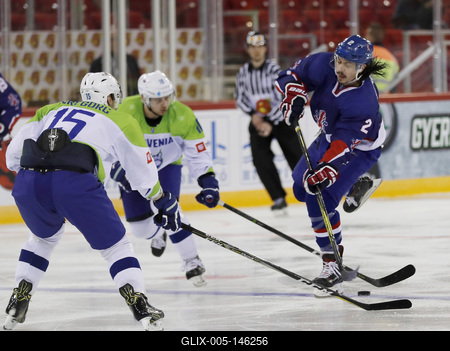 2018 IIHF Ice Hockey World Championship Division I Group A - Day One-stock-foto