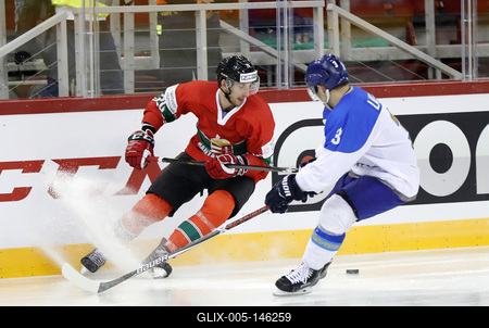 2018 IIHF Ice Hockey World Championship Division I Group A - Day One-stock-foto
