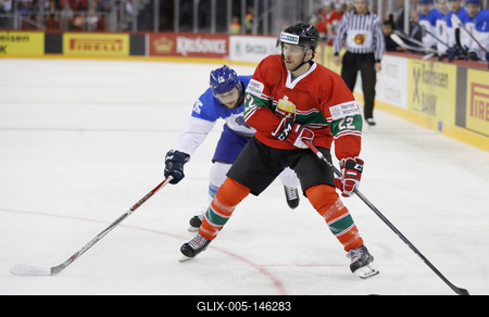 2018 IIHF Ice Hockey World Championship Division I Group A - Day One-stock-foto