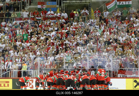 2018 IIHF Ice Hockey World Championship Division I Group A - Day One-stock-foto