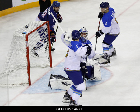 2018 IIHF Ice Hockey World Championship Division I Group A - Day Three-stock-foto
