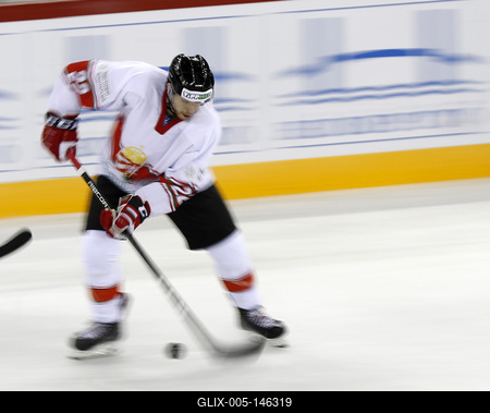 2018 IIHF Ice Hockey World Championship Division I Group A - Day Two-stock-foto