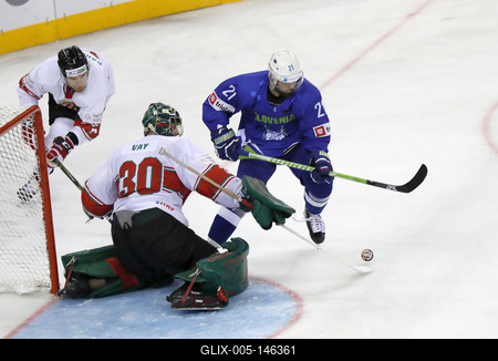 2018 IIHF Ice Hockey World Championship Division I Group A - Day Four-stock-foto