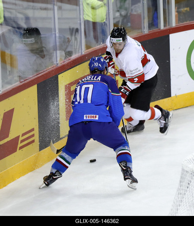 2018 IIHF Ice Hockey World Championship Division I Group A - Day Two-stock-foto