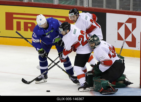 2018 IIHF Ice Hockey World Championship Division I Group A - Day Four-stock-foto