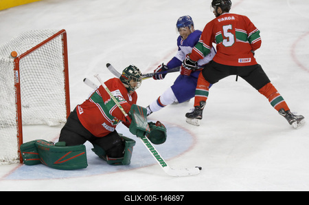 2018 IIHF Ice Hockey World Championship Division I Group A - Day Seven-stock-foto