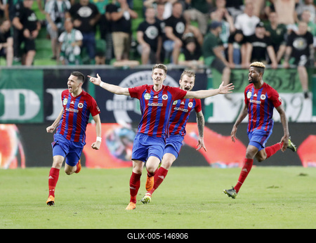 Ferencvarosi TC v Vasas FC - Hungarian OTP Bank Liga-stock-foto