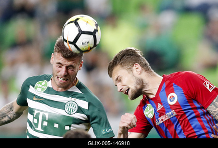 Ferencvarosi TC v Vasas FC - Hungarian OTP Bank Liga-stock-foto