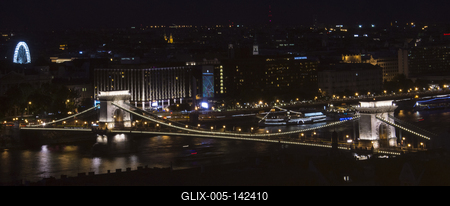 Széchenyi Lánchíd éjszakai felvétel-stock-foto