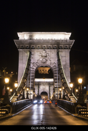Széchenyi Lánchíd éjszakai felvétel-stock-foto