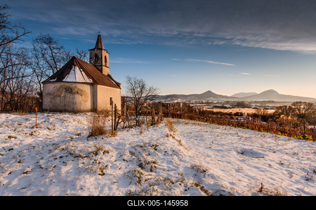 Tél a szőlőhegyi kápolna mellett, Káptalantóti közelében-stock-foto